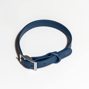 NWT Wild One Navy Adjustable Waterproof Flex-Poly Coated Nylon Dog Collar